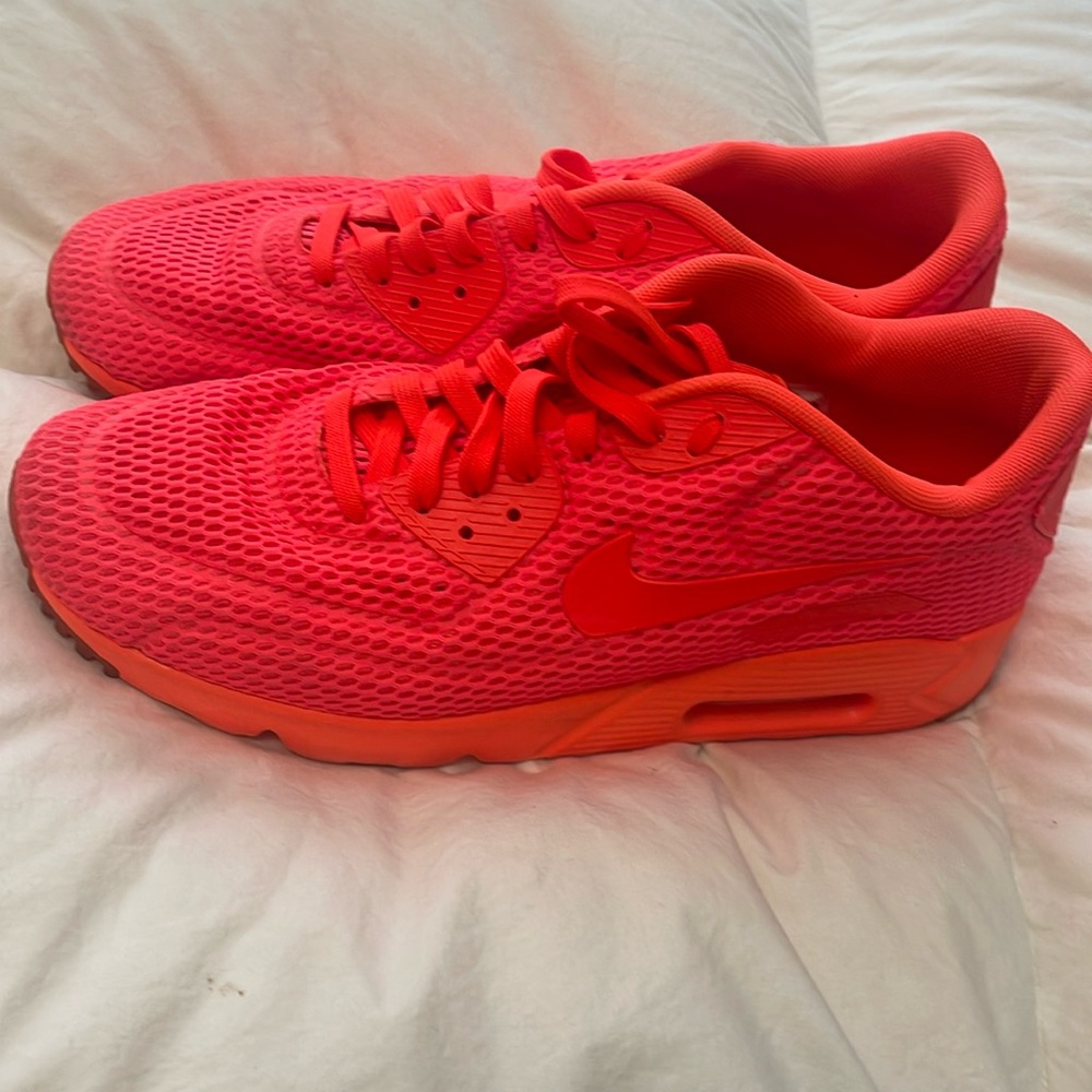 RED NIKE AIR 725222-800